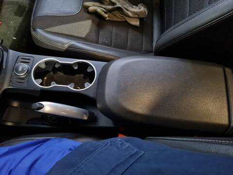 Consola Central Ford Kuga TITANIUM 163CV 120KW