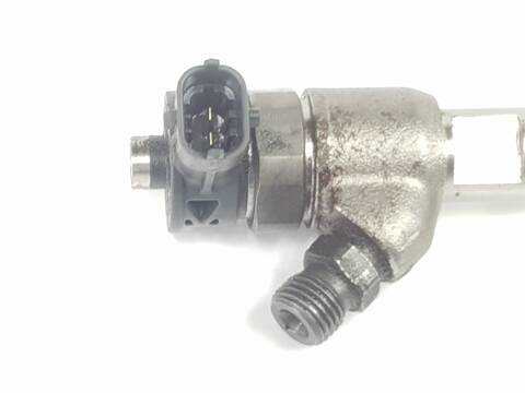 Foto 2ª: Inyectores Hyundai Santa Fe VERSION INDEFINIDA