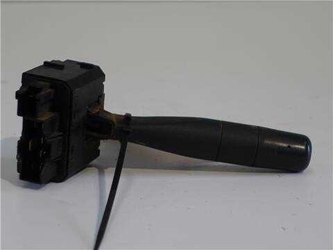 Foto 2ª: Mando Multifuncion Land Rover Freelander 2.0 TD4 112CV 82KW [(D) 204D3] (2001)