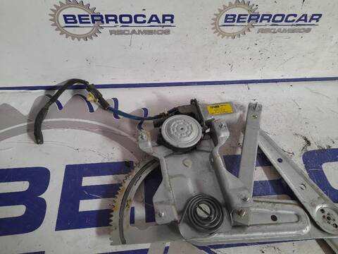 Foto 2ª: Elevalunas Eléctrico Delantero Derecho Kia Sorento 2.5 CRDI 170CV [D/ D4CB] (2002)