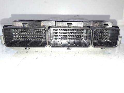 Foto 2ª: Centralita Motor ECU Renault Trafic GENERATION PRIVILEGE COMBI CORTO 114CV 84KW [M9RF6] (2014)