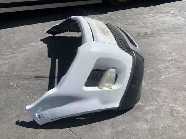 Foto 2ª: Paragolpes Delantero Land Rover Range 2.2 TD4149-152CV 0CV [224DT] (2012)