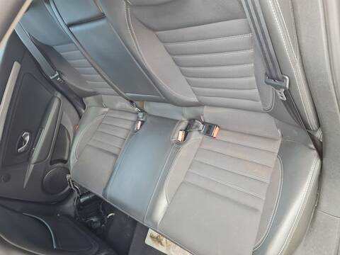 Foto 2ª: Asientos Traseros Renault Laguna DYNAMIQUE TOMTOM III 110CV 81KW [K9K782] (2011)