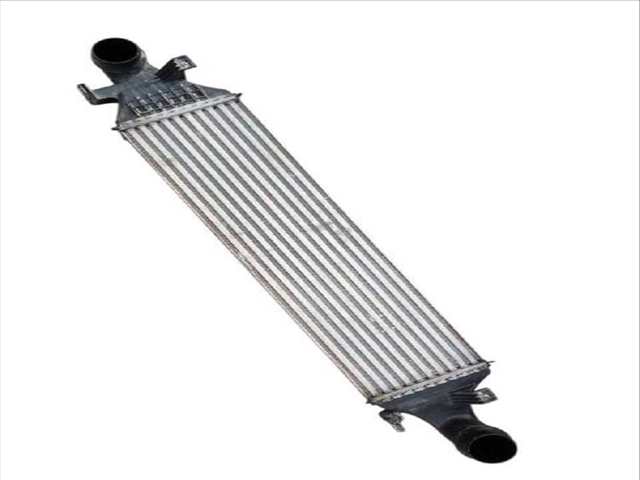 Foto 2ª: Intercooler Mercedes Clase A 140 A 180 CDI - D 176.012) (2012)