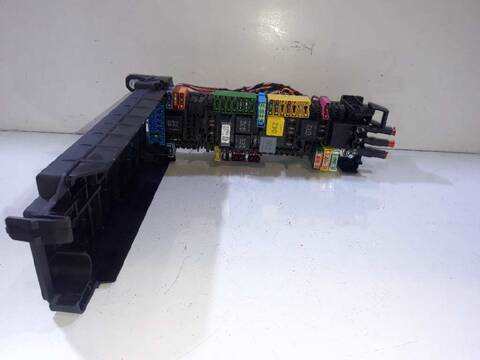 Caja Reles Fusibles Mercedes Vito 114/116 CDI 119 CDI/BT 4MATIC EXTRALANG 447.705) 136CV 100KW