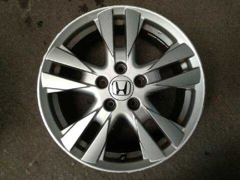 Foto 2ª: Juego LLantas Honda Civic 1.8 EXECUTIVE BERLINA 140CV 103KW [R18A2] (2010)