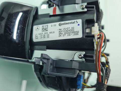 Foto 4ª: Mando Multifuncion Mercedes Clase C 160 C 220 CDI BLUETEC 205.004) 170CV 125KW [651921] (2016)