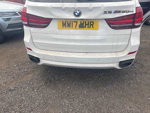 Paragolpes Trasero Bmw X5 381 CV 280KW