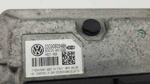 Foto 2ª: Centralita Motor ECU Volkswagen Polo ADVANCE 85CV 63KW [CGGB] (2010)