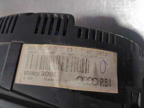 Foto 2ª: Cuadro de Instrumentos Audi A4 2.5 TDI QUATTRO 132KW) BERLINA 180CV [AKE] (2004)