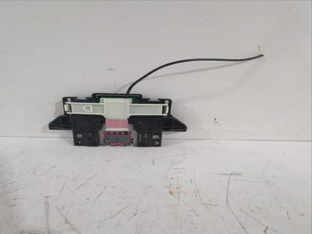 Foto 3ª: Antena Toyota Rav4 2.0 MXAA52) 175CV [M20A-FKS] (2018)