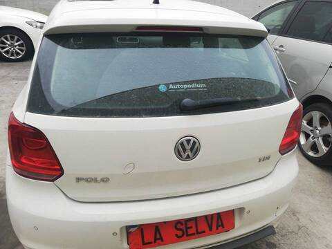 Portón Volkswagen Polo CAYB