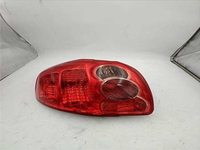 Piloto Trasero Izquierdo Toyota Auris 1.4 ACTIVE [1.4 LTR. - 66 KW TURBODIESEL CAT]