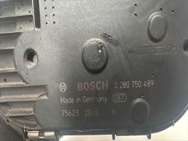 Foto 3ª: Caja Mariposa Audi A6 2.4 GASOLINA AUTOMATICO [G BDW] (2005)