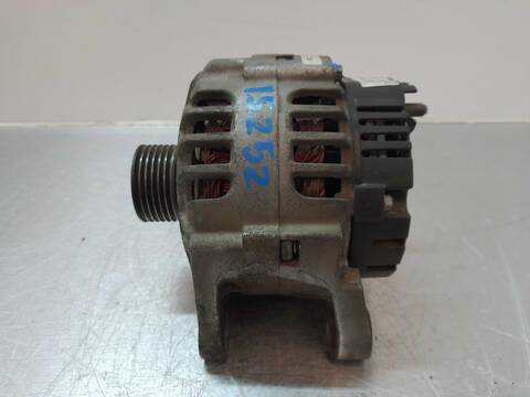 Foto 4ª: Alternador Renault Laguna 2.0 135CV 99KW [F4R J7] (2002)