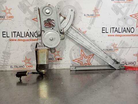 Foto 3ª: Elevalunas Manual Trasero Derecho Nissan Patrol VERSION INDEFINIDA (1997)