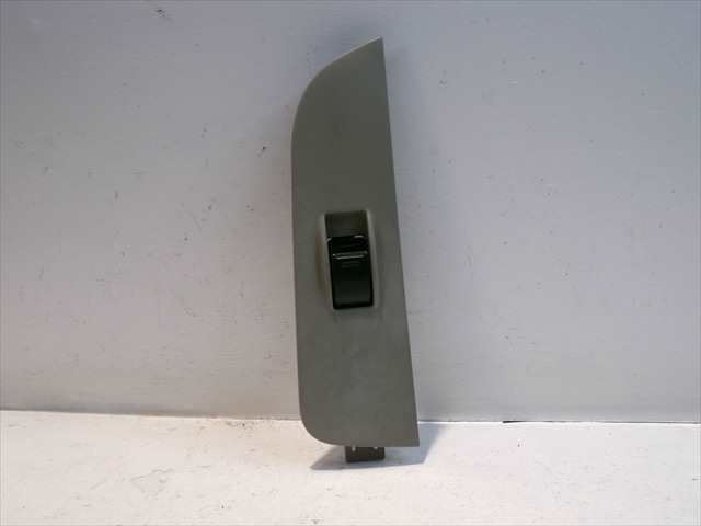 Botonera Elevalunas Toyota Corolla 1.3 G 1997-1999