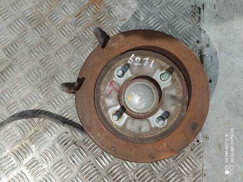 Foto 1ª: Mangueta Trasera Izquierda Ford Focus TREND BERLINA 116CV 85KW [F9DA] (2001)