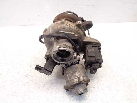 Foto 2ª: Turbocompresor Volkswagen Golf 300CV 221KW [CJXC CJX] (2015)