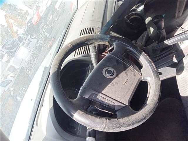 Volante Ssangyong Rexton 2.7 RX 270 FULL [2.7 LTR. - 120 KW TURBODIESEL CAT]