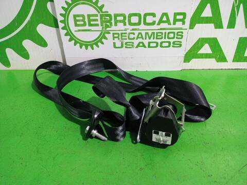 Foto 3ª: Cinturón Trasero Central Dacia Sandero LAUREATE 90CV [K9K] (2012)