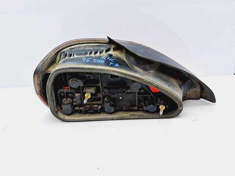 Foto 3ª: Piloto Trasero Derecho Peugeot 306 BOULEBARD BERLINA 89CV 65KW [NFZ] (2000)