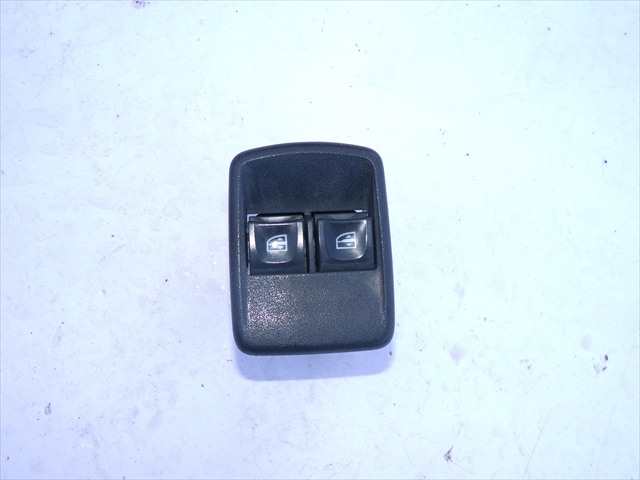 Botonera Elevalunas Dacia Dokker 1.5 DCI 2012-