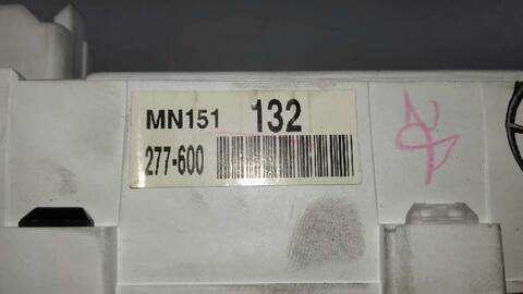 Foto 3ª: Cuadro de Instrumentos Mitsubishi Outlander 2.0 CAT 136CV 100KW [4G63] (2005)