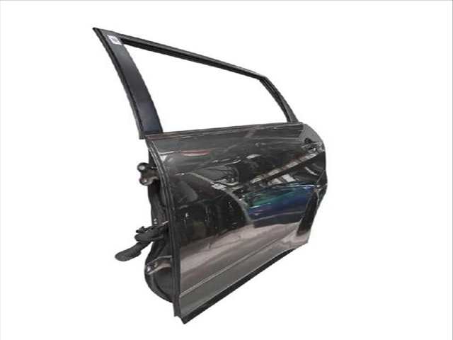 Puerta Trasera Izquierda Toyota Verso 2.2 D-4D AUR10_ AUR10R)