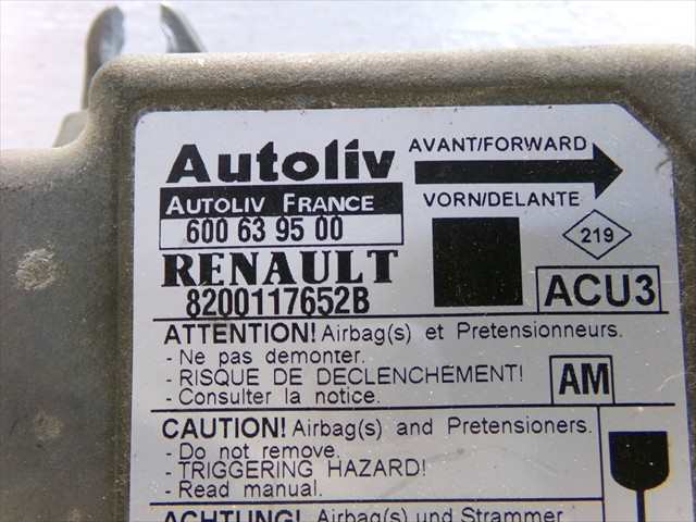 Foto 4ª: Centralita Airbag Renault Scenic 1.9 DTI RX4 1999-2003 [F9QA7] (2002)