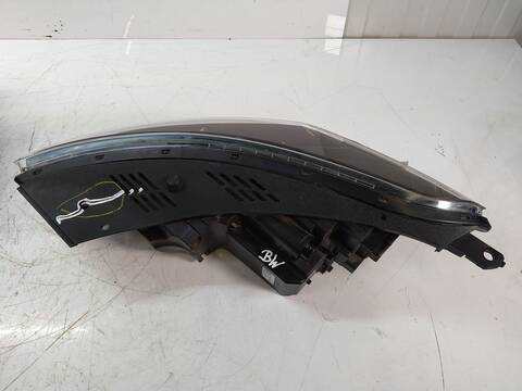Faro Izquierdo Hyundai Tucson 136 CV 100KW