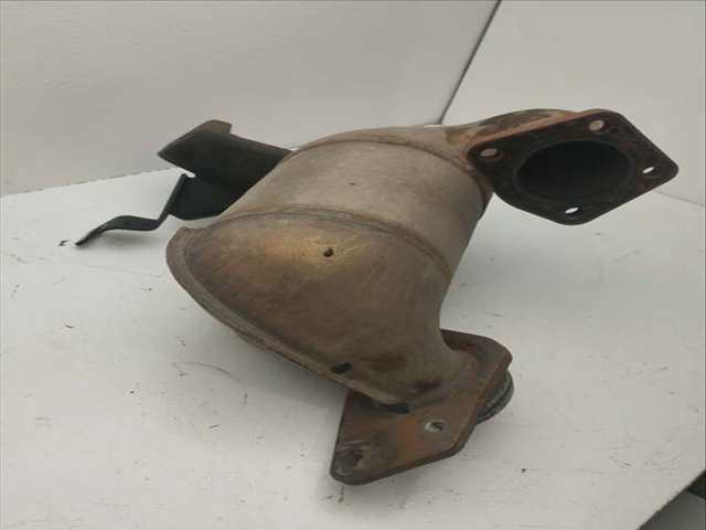 Foto 3ª: Catalizador Renault Megane D III BERLINA 5P DYNAMIQUE [K9K832] (2009)