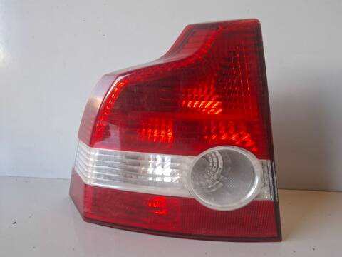 Foto 2ª: Piloto Trasero Izquierdo Volvo S40 2.0 D KINETIC 136CV (2003)
