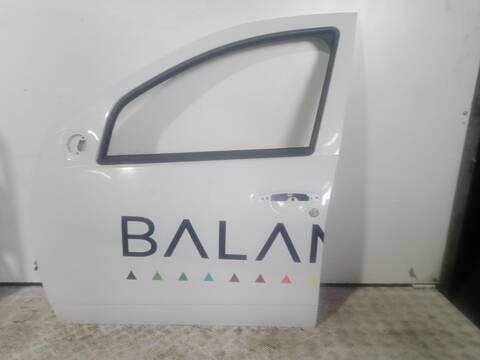 Puerta Delantera Izquierda Dacia Duster 1.5 DCI HSMC) 107CV 79KW