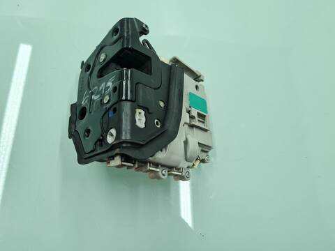 Cerradura Puerta Delantera Derecha Audi A3 AMBIENTE 150CV 110KW
