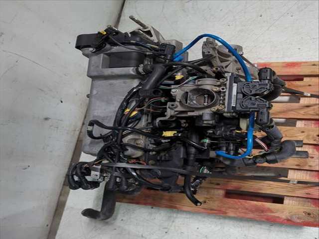 Foto 3ª: Motor Completo Fiat Punto 1.2 16V 80 188.233 .235 .253 .255 .333 .353 .639 ... 80CV 59KW [188 A5.000] (2005)