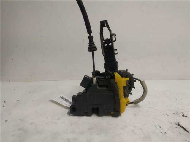 Cerradura Puerta Delantera Derecha Kia Ceed 1.4 CONCEPT [1.4 LTR. - 66 KW CRDI CAT] (JD)(2012)