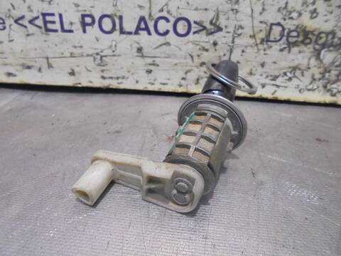 Foto 2ª: Cerradura Puerta Delantera Izquierda Renault Megane 1.6 BERLINA 107CV 79KW I FASE 2 BERLINA BA0) [K4M] (1999)