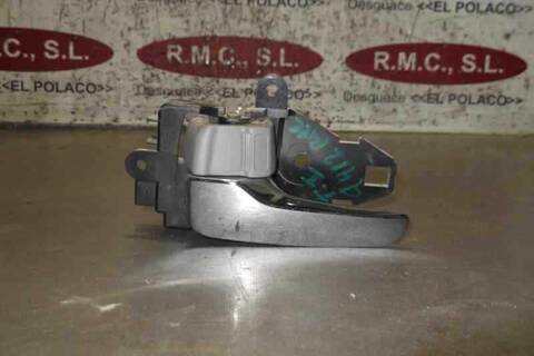Maneta Interior Trasera Izquierda Mitsubishi L200 2.5 DI-D CAT 167CV 123KW