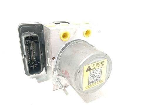 Foto 1ª: Abs Renault Clio 1.6 E-TECH 145 B7MU) 94CV 69KW [H4M632] (2024)