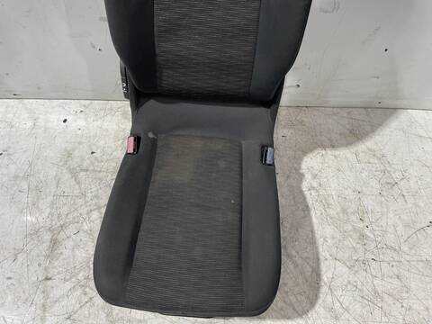 Foto 2ª: Asientos Traseros Renault Scenic GRAND CONFORT DYNAMIQUE 131CV 96KW [F9Q818] (2007)