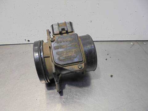 Foto 4ª: Caudalimetro Ford Focus AMBIENTE TURNIER 100CV 74KW [FFDA] (2004)
