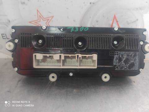 Foto 2ª: Mando Climatizador Volkswagen Touran ADVANCE 140CV 103KW [BKD] (2005)