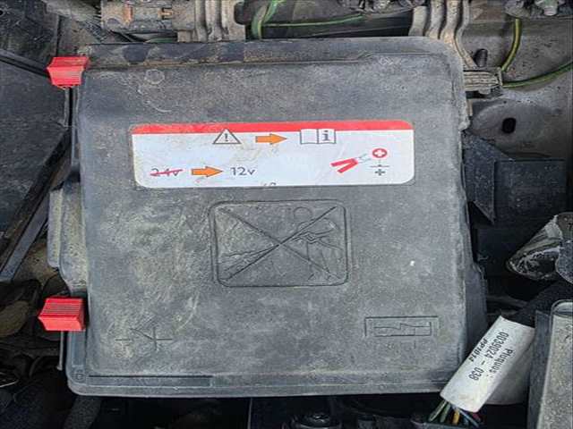 Foto 2ª: Caja Reles Fusibles Peugeot 308 9HC (2014)