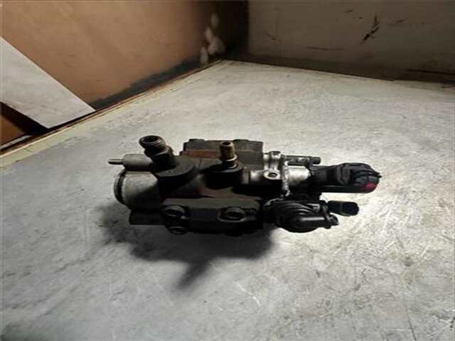 Foto 3ª: Bomba Inyeccion Citroen Jumper 2.2 33 L1 HDI 130 FAP [2.2 LTR. - 96 KW HDI FAP CAT] [4H03]