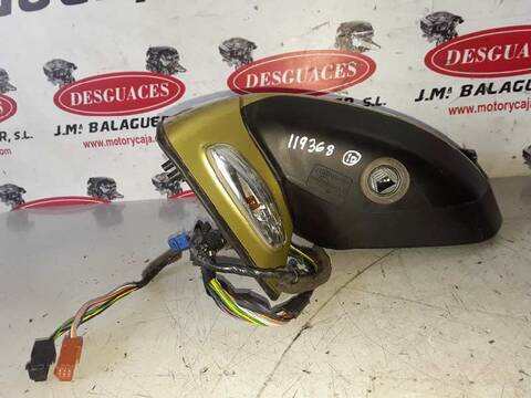 Foto 3ª: Retrovisor Izquierdo Citroen C4 AVATAR 1 16V HDI FAP 109CV (2007)