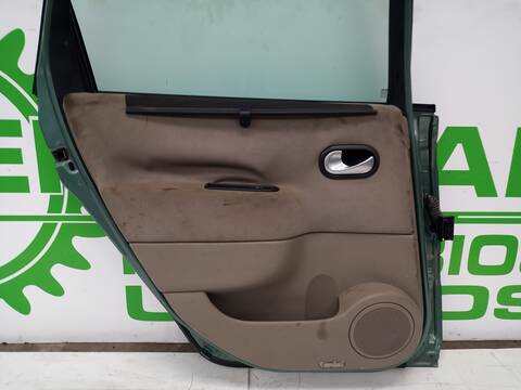 Foto 3ª: Puerta Trasera Izquierda Renault Scenic 1.5 DCI DIESEL 106CV 78KW [D/ K9K P7] (2006)