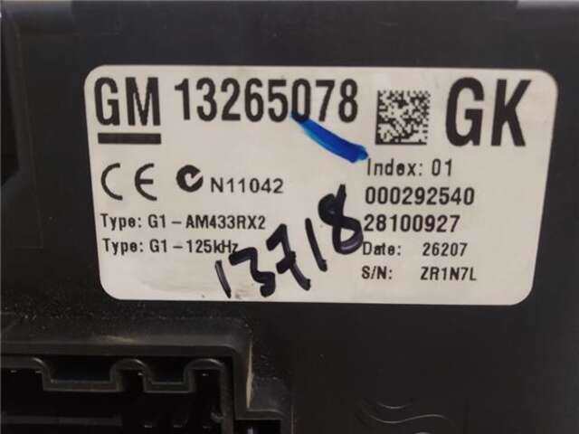 Foto 3ª: Caja Reles Fusibles Opel Corsa 1.3 16V CDTI (90 CV) [Z13DTH]