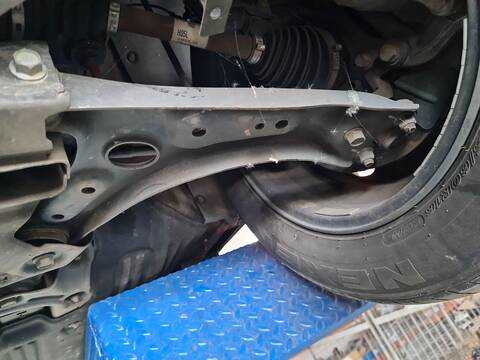 Brazo Suspension Delantero Izquierdo Hyundai Kona 1.6 GDI HYBRID 105CV 77KW