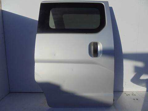 Puerta Lateral Corredera Derecha Nissan NV200 M20)